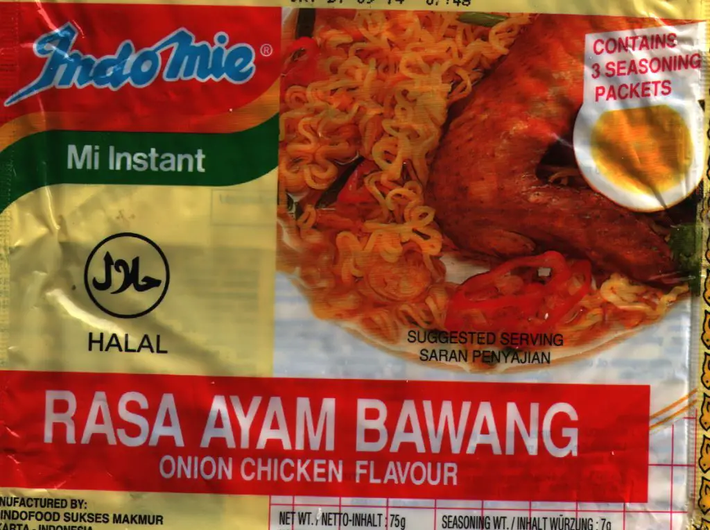 Indo Mie Onion Chicken ramen - Rasa Ayam Bawang
