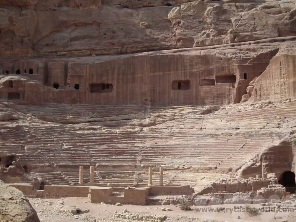 Petra Jordan amphitheatre