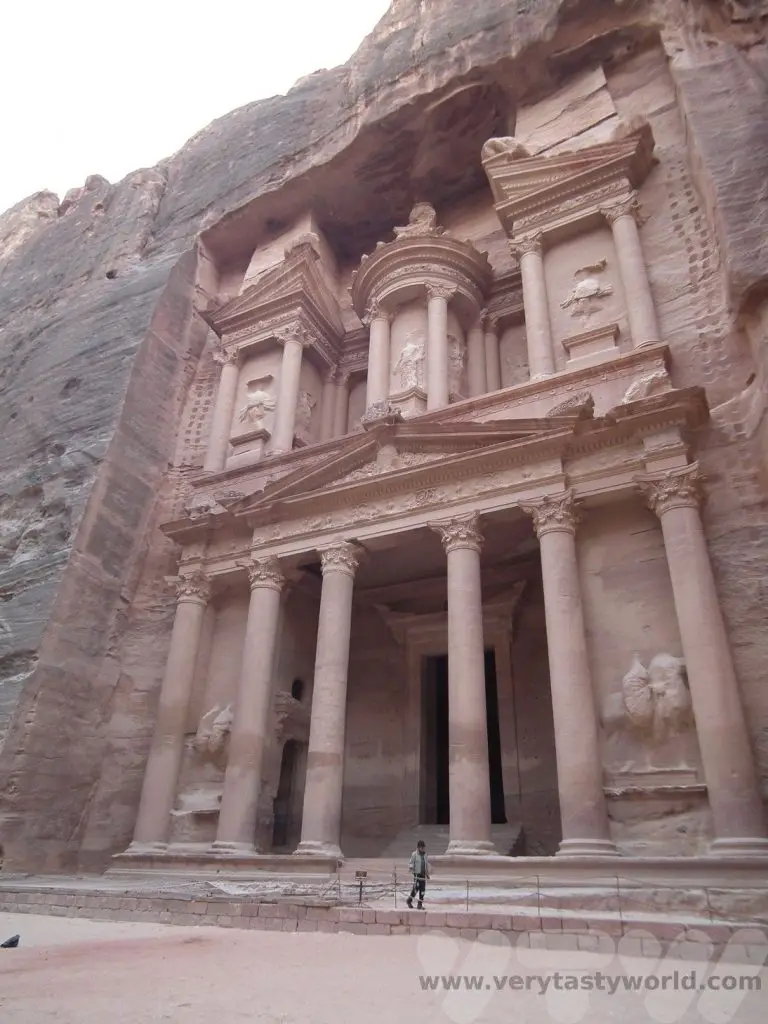 Petra Jordan Treasury