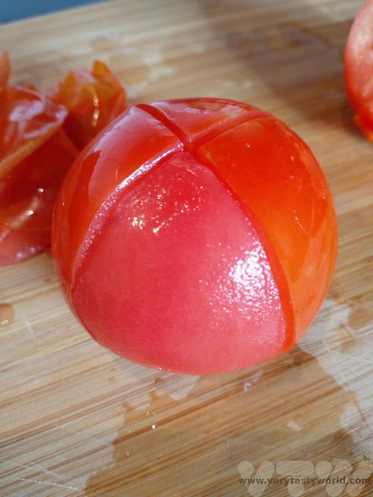 peeled tomato 
