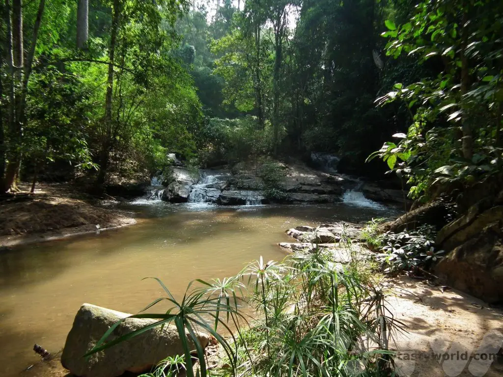 Mae Sae waterfalls