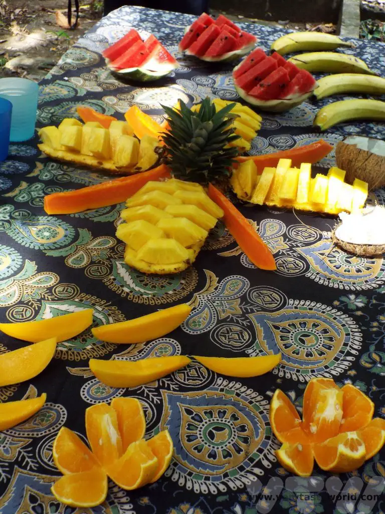 Costa rica fruit platter