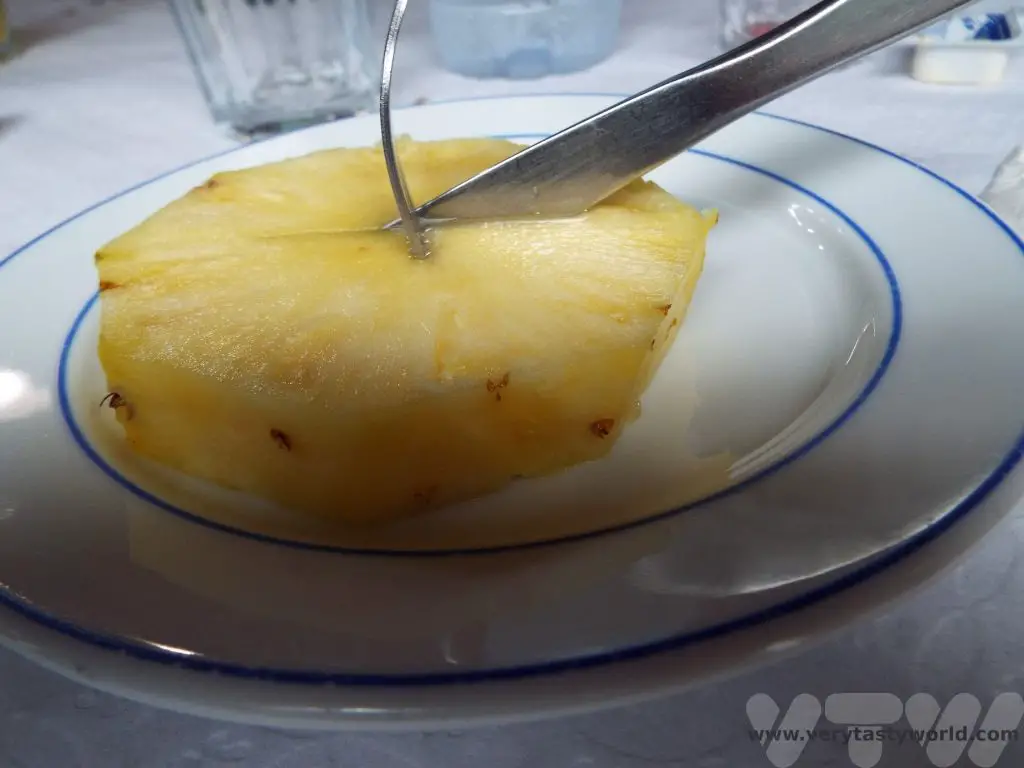 Foodie Azores pineapple