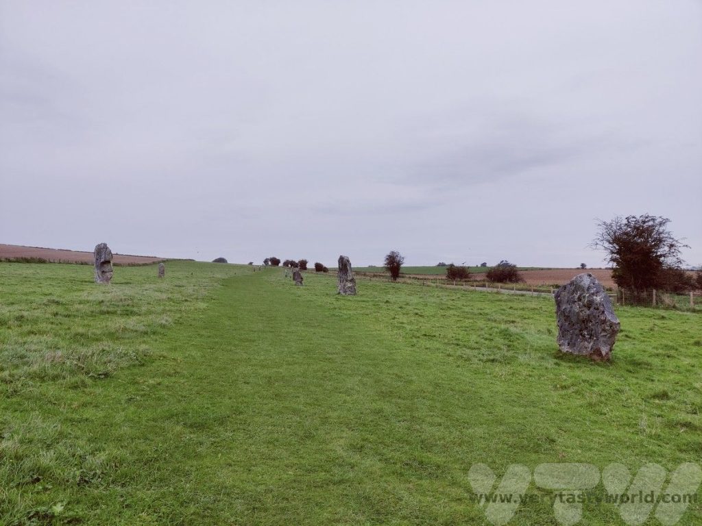 Avebury Stone Circle vs Stonehenge