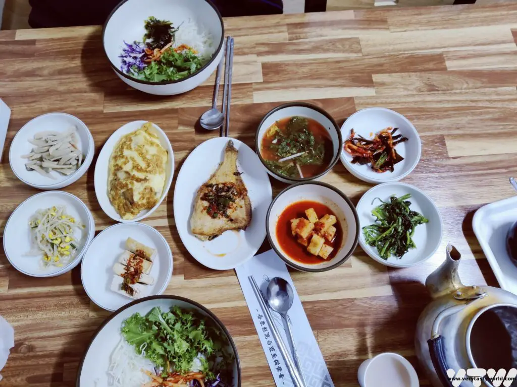 Sukyoung sikdang gyeongju dinner