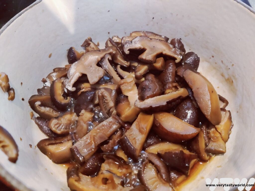 simmered shiitake mushrooms