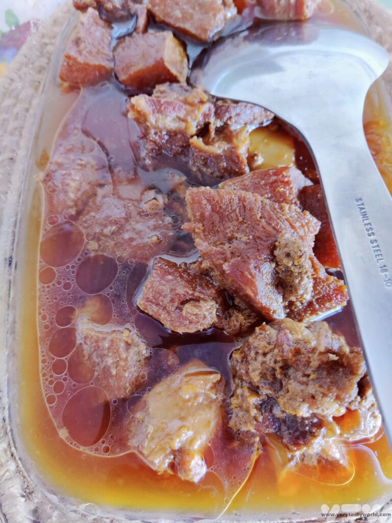 meat cooked in cassareep