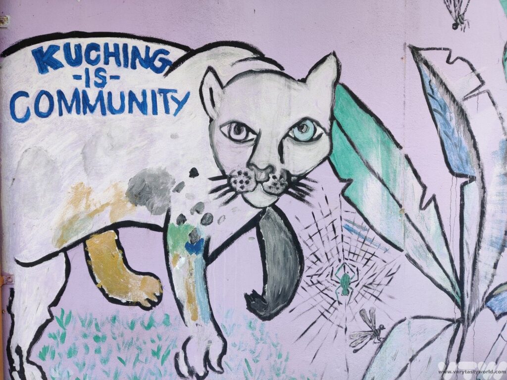 kuching cat street art