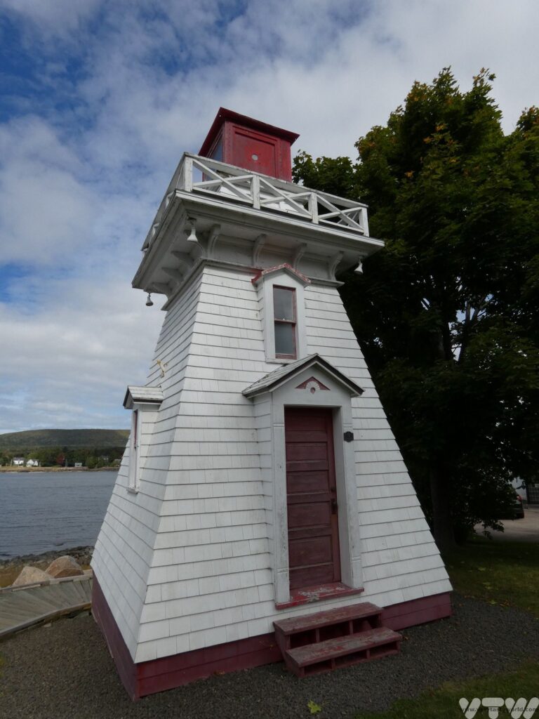Annapolis royal river lighthouse