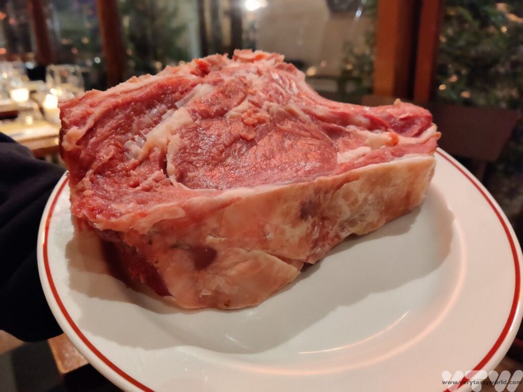 what food is florence best known for beef steak - a raw steak