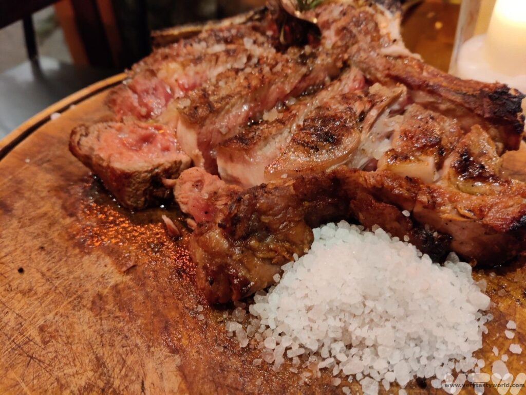what food is florence best known for beef steak - a cooked steak