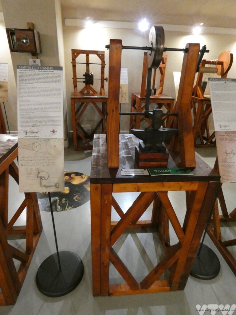 Leonardo da vinci msueum reproduction of his inventions