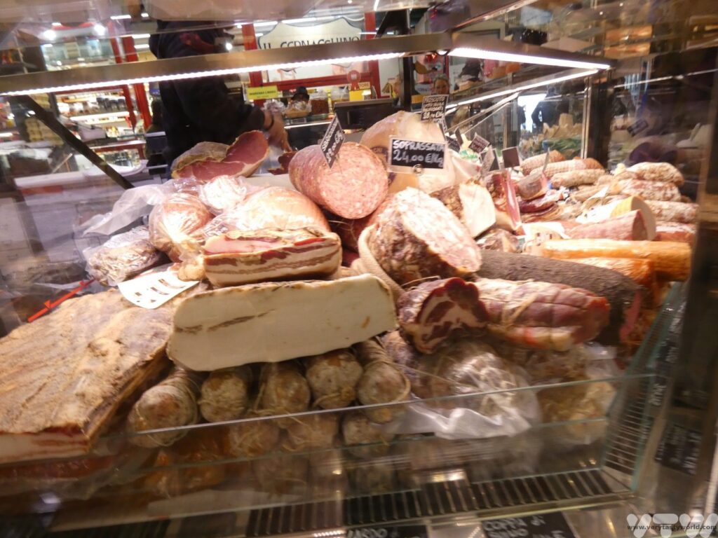 Mercato di Sant’Ambrogio - meat stall