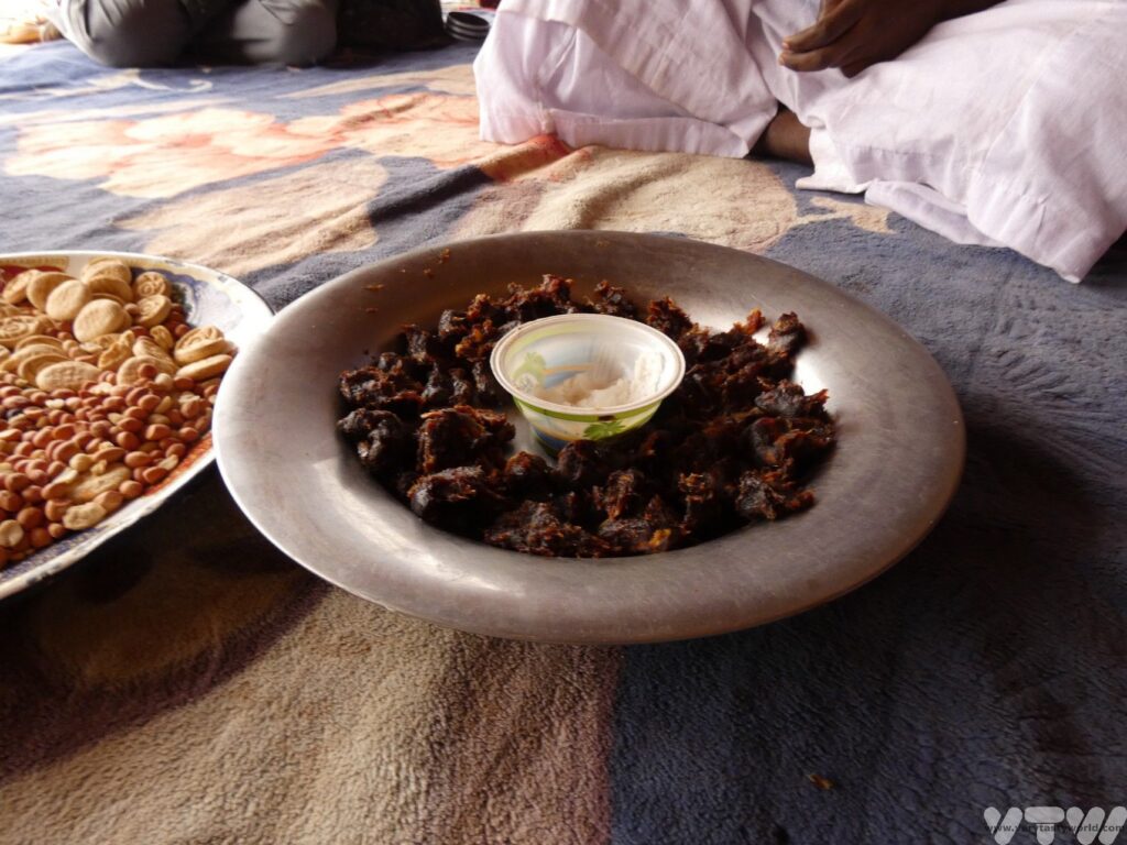 Food of mauritania - dates with camel butter