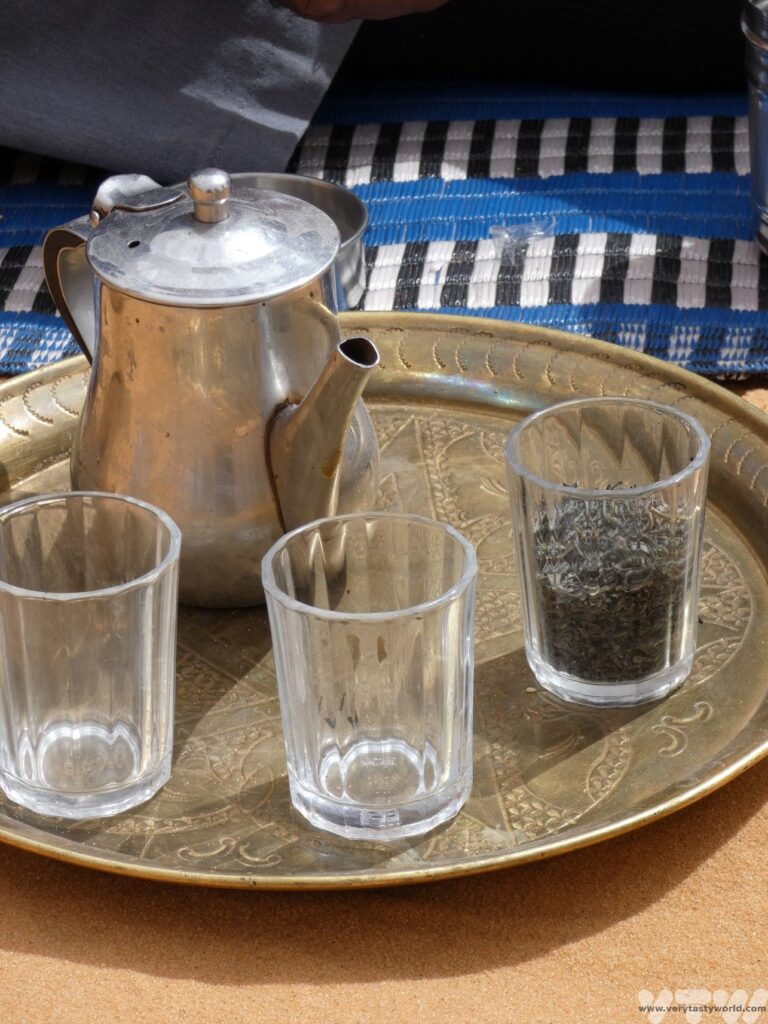 mauritania tea ceremony - pot and serving glasses